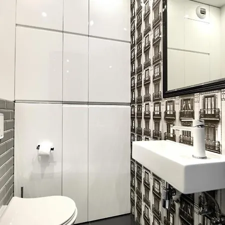 About Art - Sikorskiego Apartment Breslau